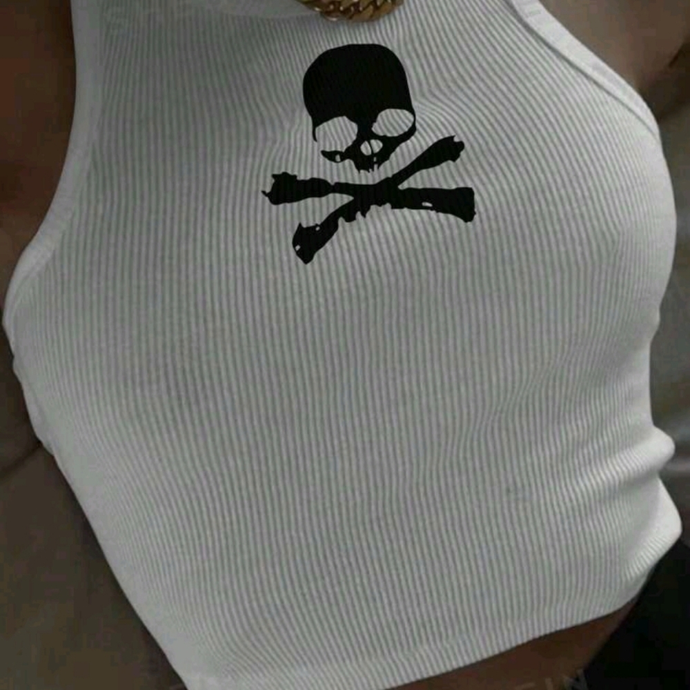 SHEIN EZwear Women's Sleeveless Crop Top With Skull Print